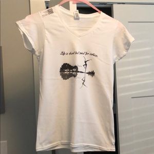 Brand New Dave Matthews Ladies tee